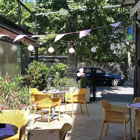 Ideale Young People Under 40 Szálloda Rimini