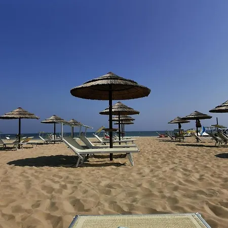 Szálloda Ideale Young People Under 40