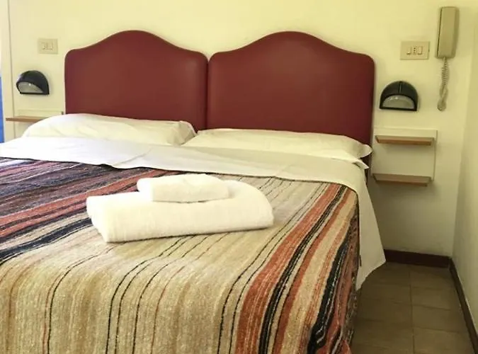 Ideale Young People Under 40 Hotell Rimini