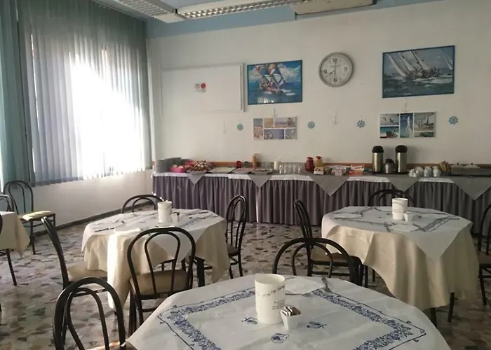 Ξενοδοχείο Ideale Young People Under 40