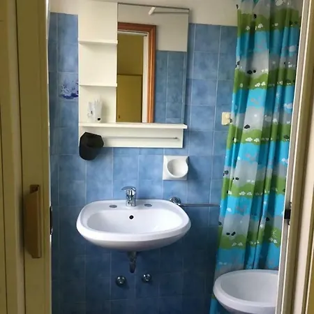 Otel Ideale Young People Under 40 2*