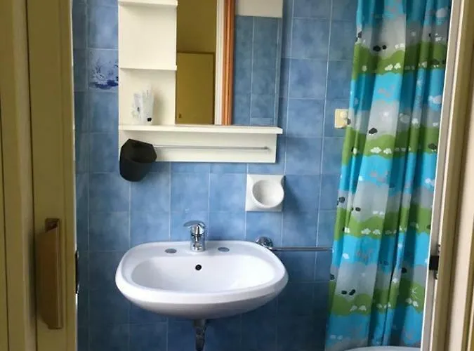 Hotel Ideale Young People Under 40 2*